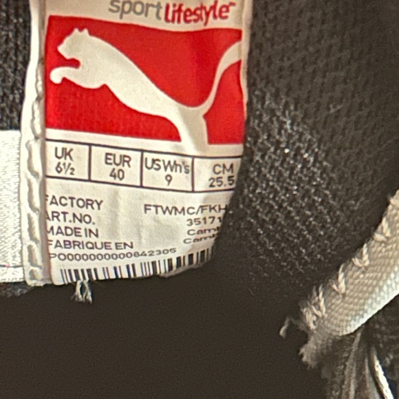 Puma Sneakers - Picture 8 of 9